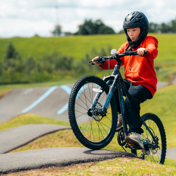 FROG 62 KIDS BIKE 24INCH WHEEL