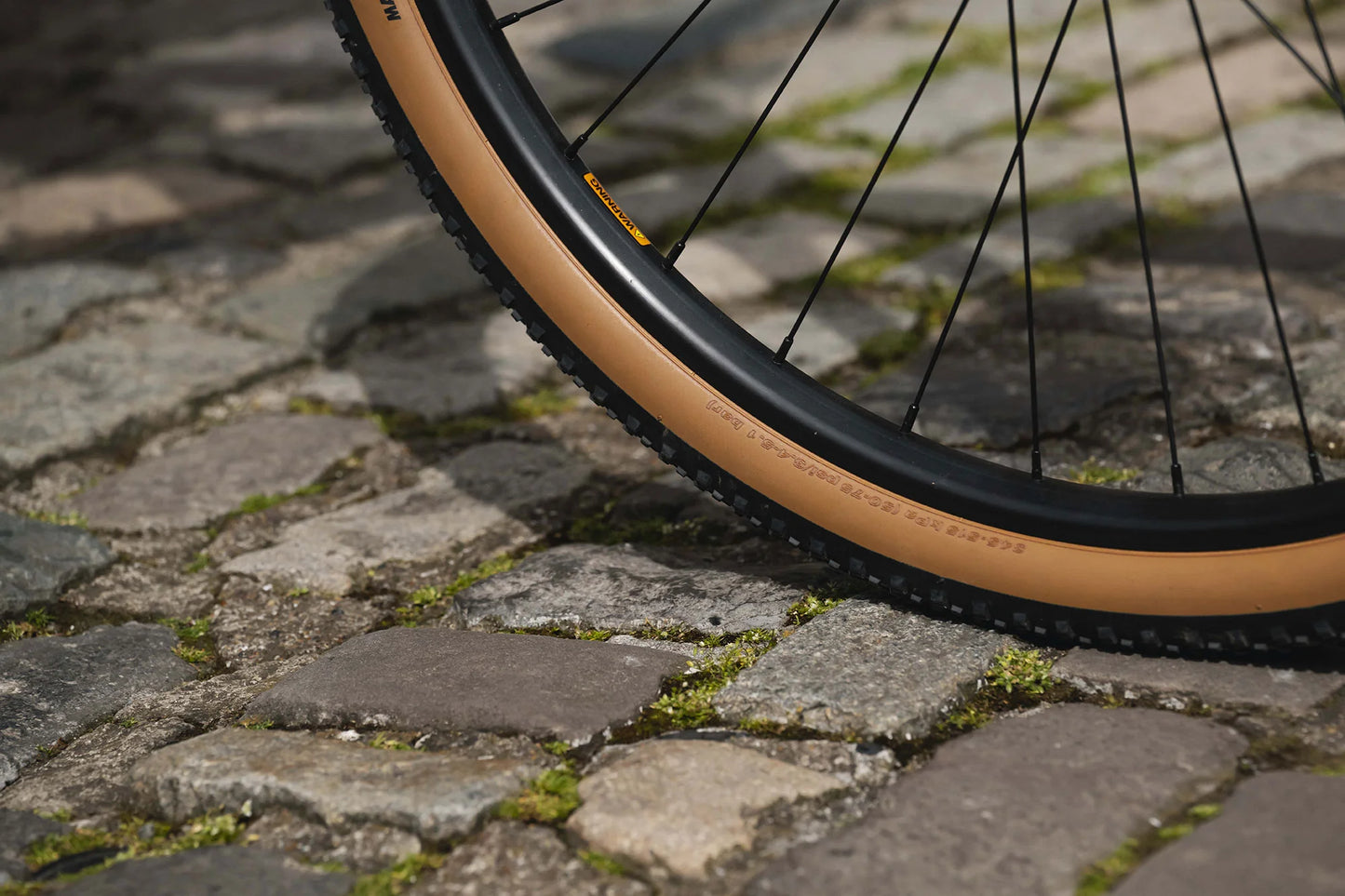 EX-HIRE WHYTE RHeO 3 CITY AND LEISURE ELECTRIC BIKE